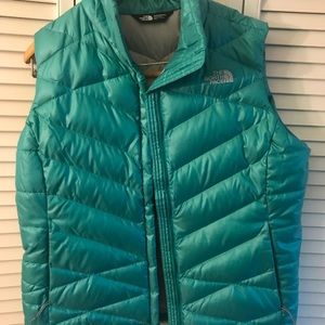 Women’s Northface Vest